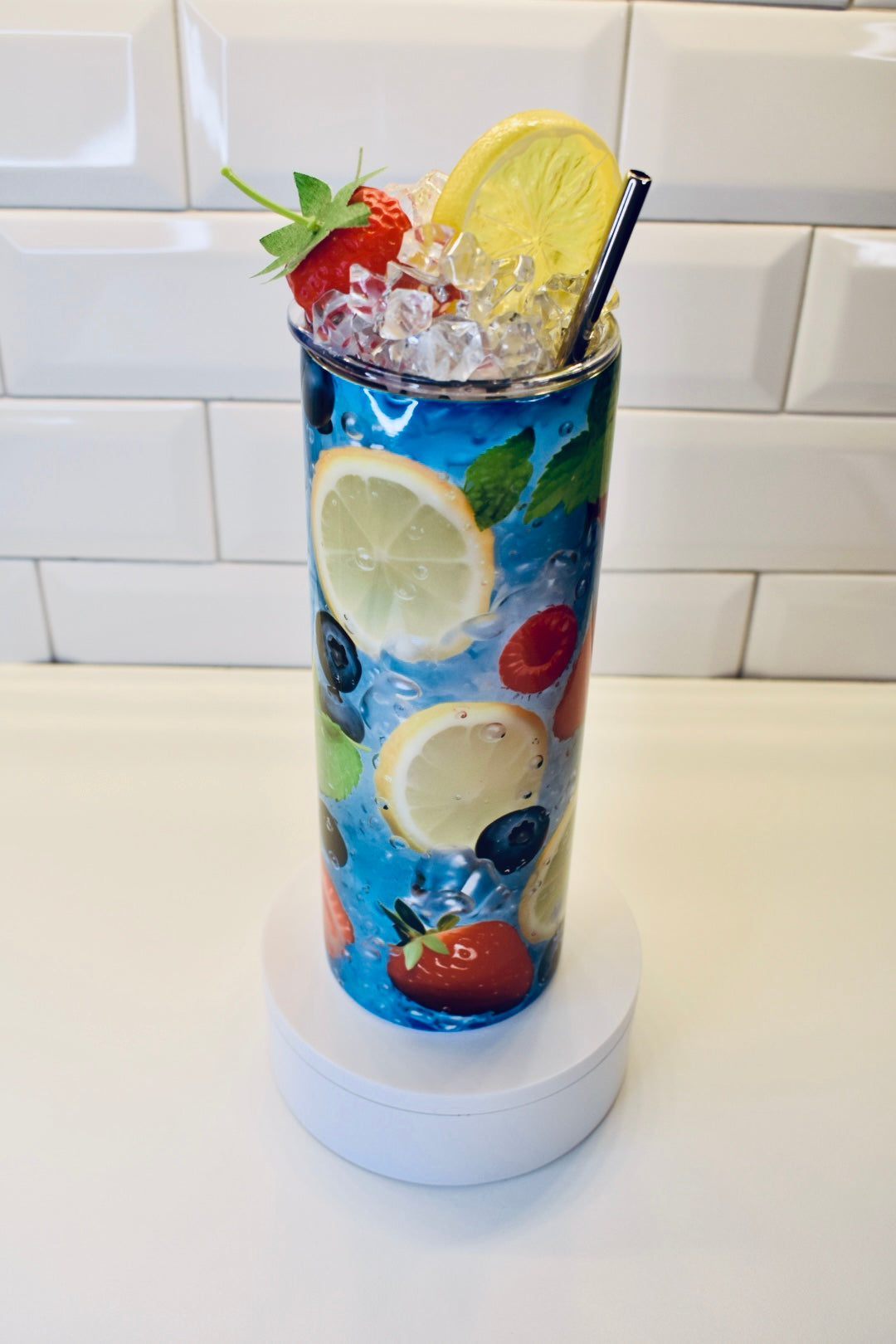 Strawberry/Lemon water tumbler w/ matching Topper